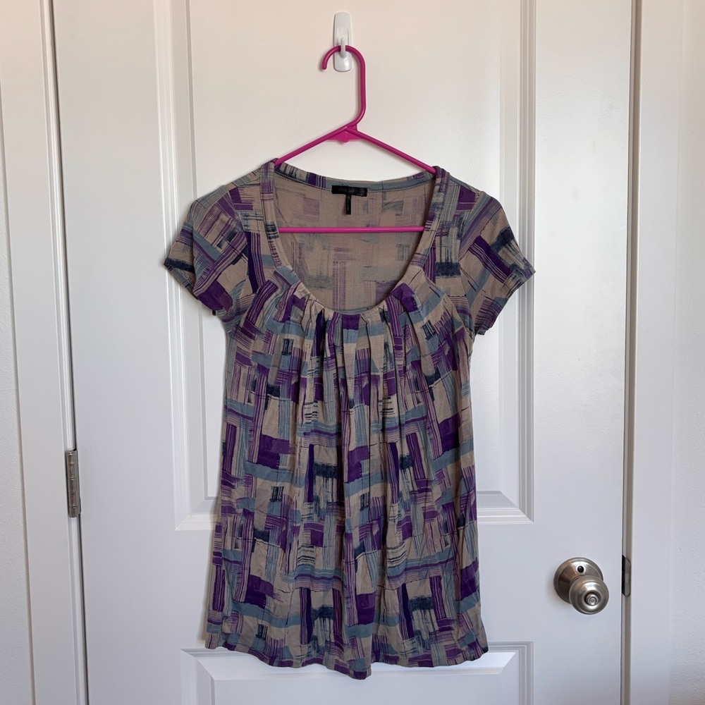 Daisy Fuentes Blue Purple Short Sleeve Hang Blouse